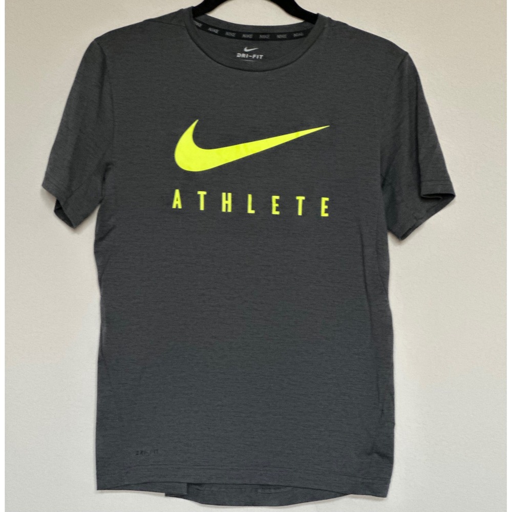 Nike Dri Fit Athlete T Shirt Charcoal Gray Boy's XL Athletic casual Gym‎ Workout